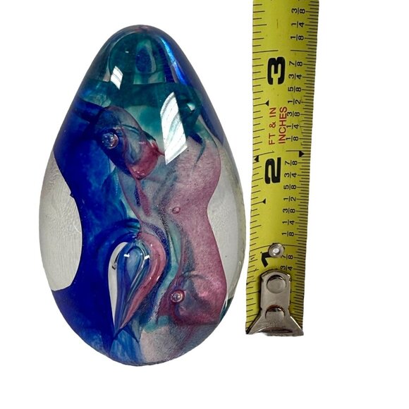 Vintage GES Glass Eye Studio Glass Egg Paperweight Signed GES 97 Blue Pink Swirl - Picture 7 of 7